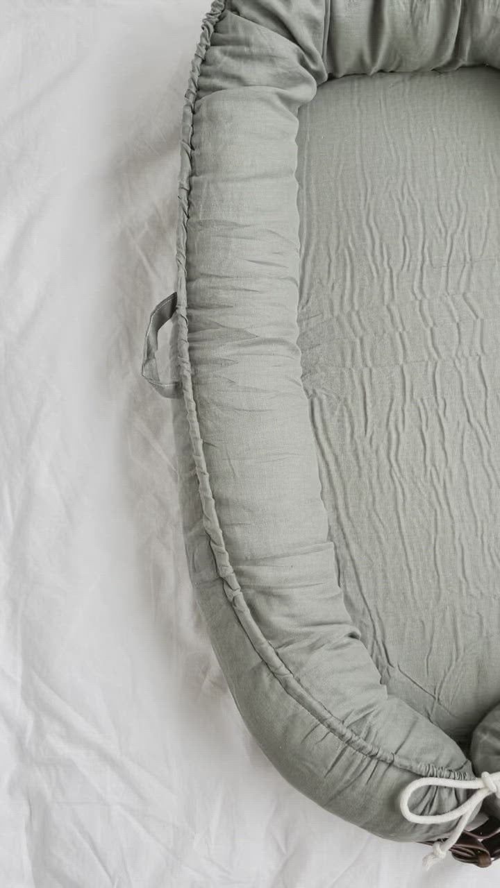 Baby Nest - Sage Linen (Pre-Order May)
