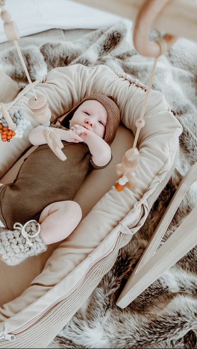 Baby Nest - Knitted Taupe - Audrey & Me