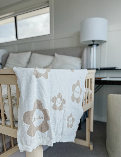 Personalised Daisy Blanket - Audrey & Me