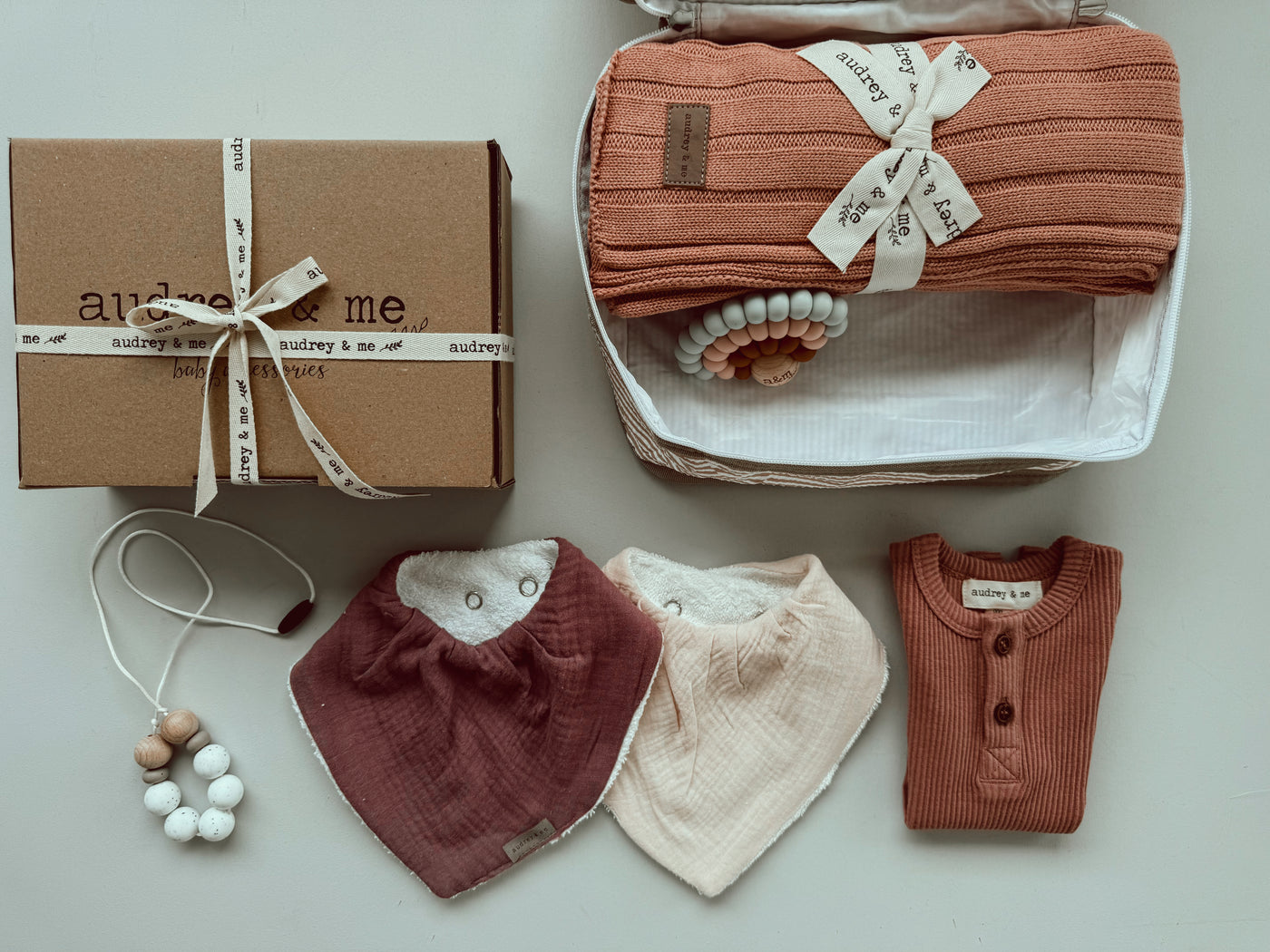 Personalised Baby Gift Box - Knit Blanket - Girl