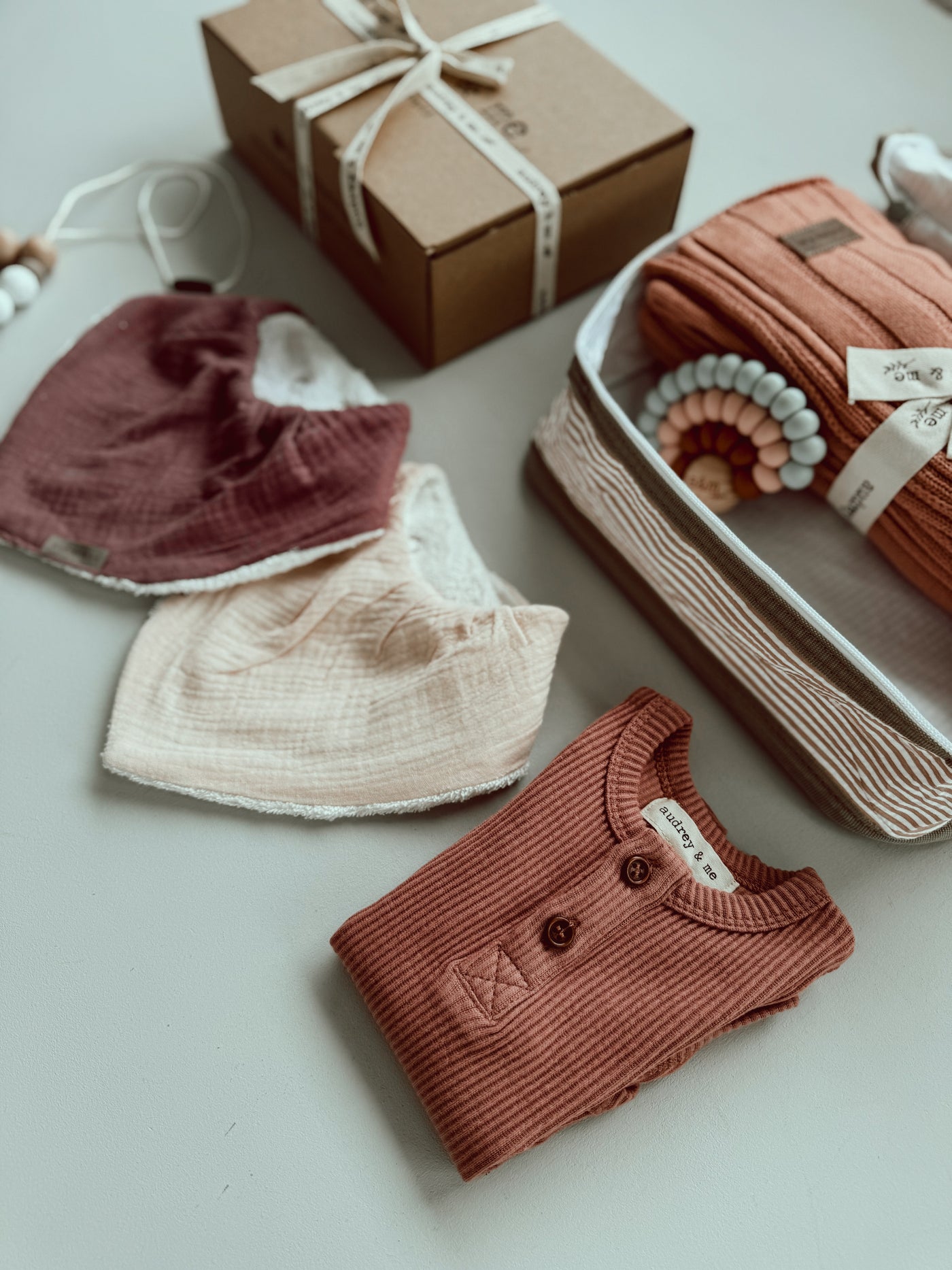 Personalised Baby Gift Box - Knit Blanket - Girl
