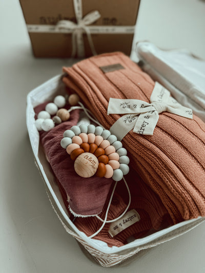 Personalised Baby Gift Box - Knit Blanket - Girl