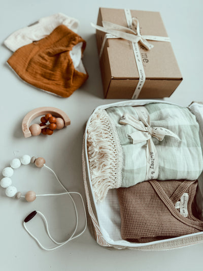 Baby Blanket Gift Box - Neutral