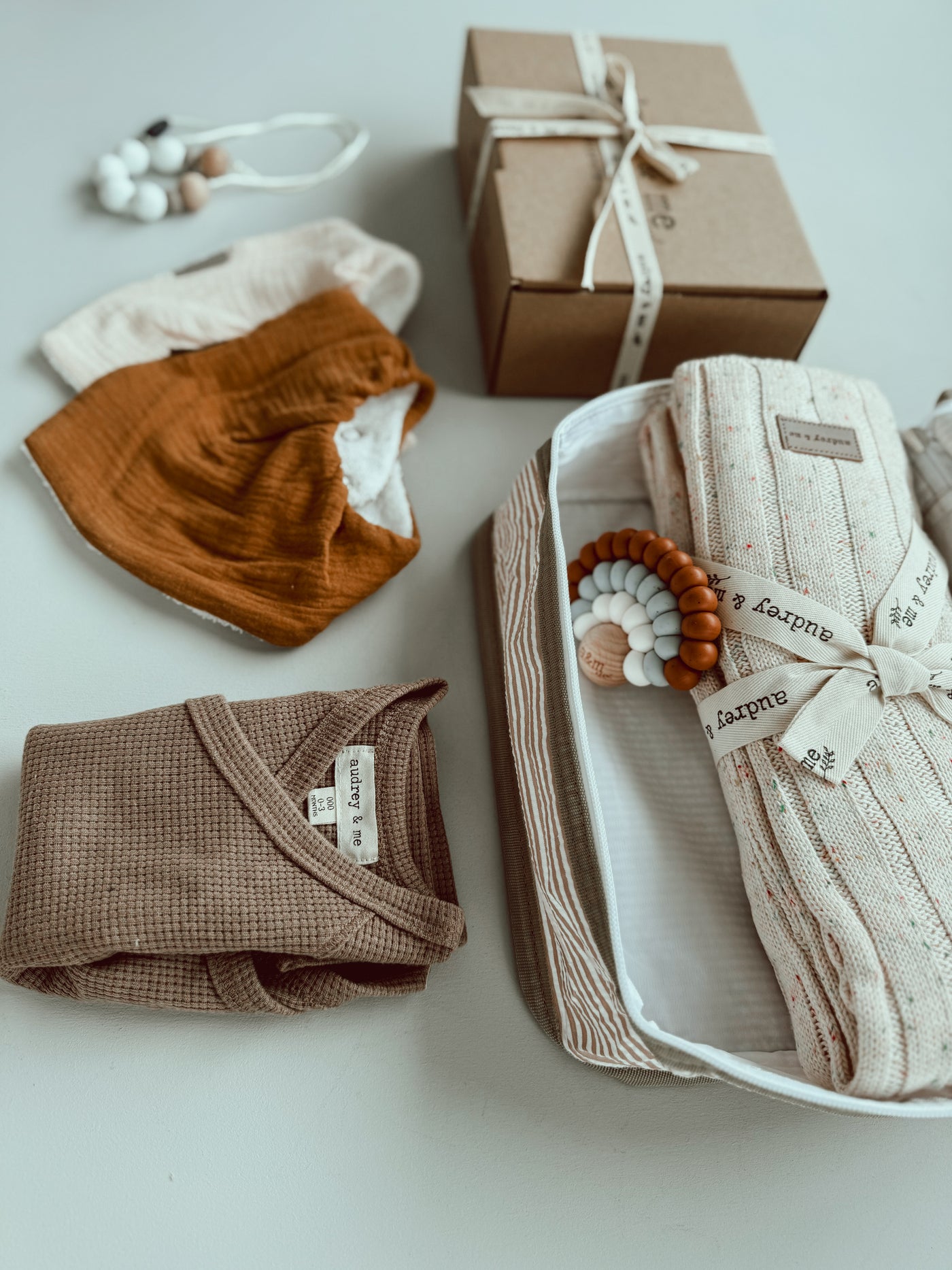 Personalised Baby Gift Box - Knit Blanket - Neutral
