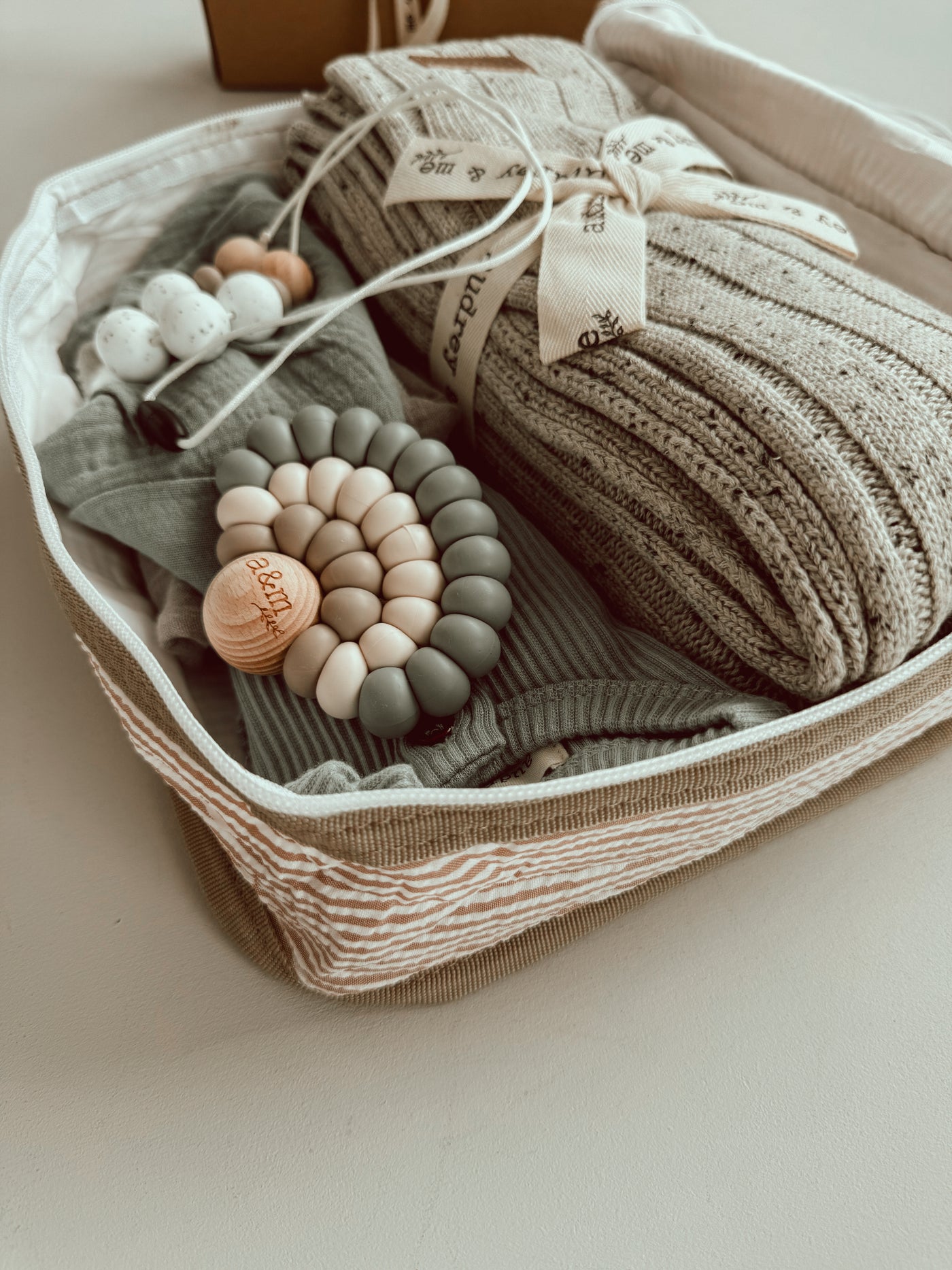 Personalised Baby Gift Box - Knit Blanket - Boy