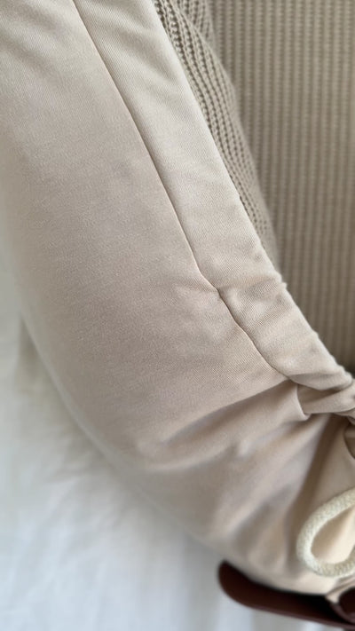 Baby Nest - Knitted Taupe (pre-order Late May)