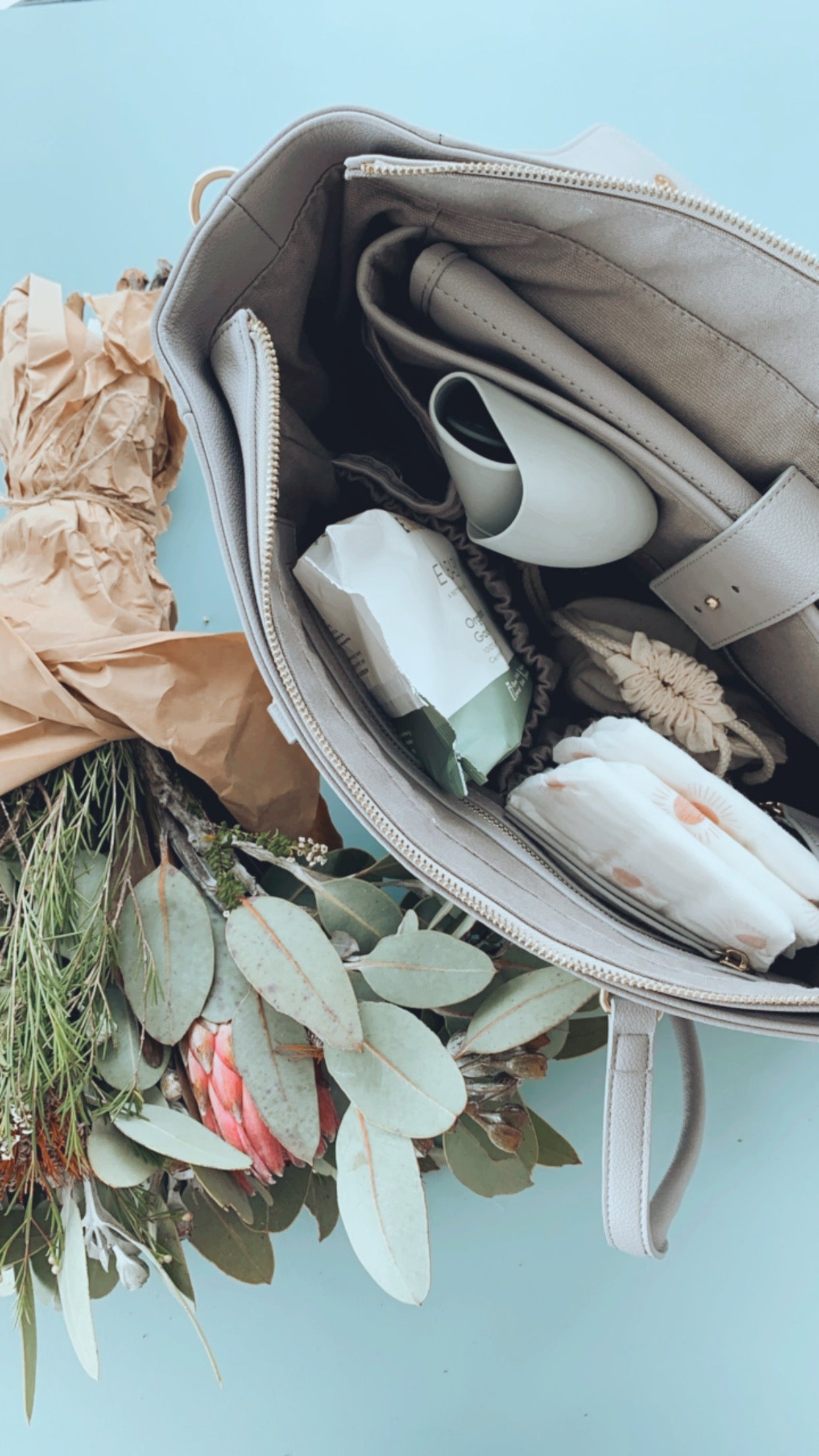 The Adapt Nappy Bag - Mini - Cloud - Audrey & Me