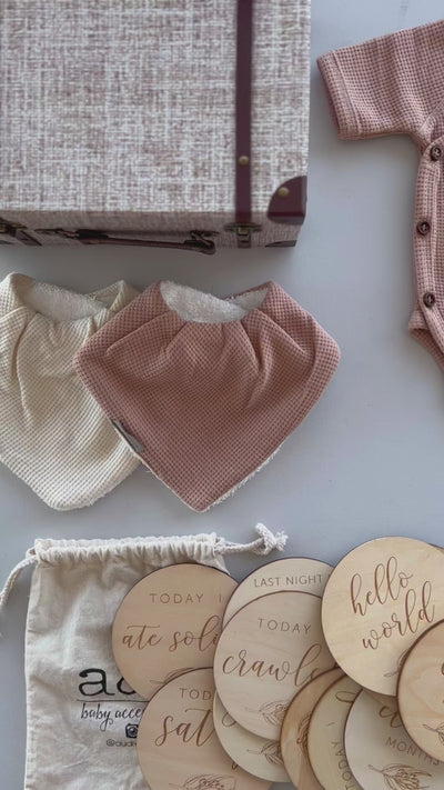 Bonnet & Booties Baby Gift Box - Girl