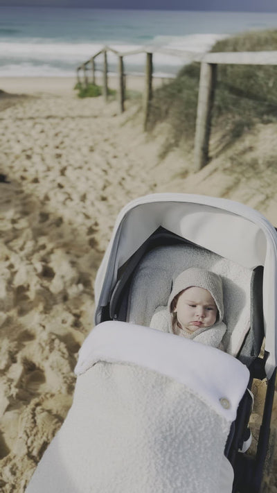 Pram Liner - Bouclé (Must be selected as a main design, not as the reverse side)