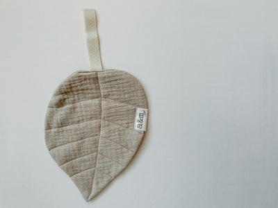 Dummy Keeper - Organic Leaf - Audrey & Me