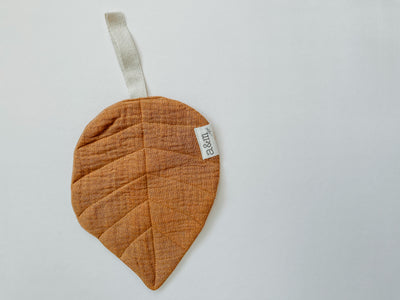 Dummy Keeper - Organic Leaf - Audrey & Me