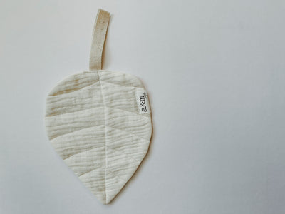 Dummy Keeper - Organic Leaf - Audrey & Me