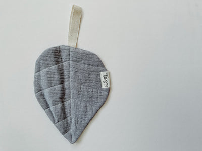 Dummy Keeper - Organic Leaf - Audrey & Me