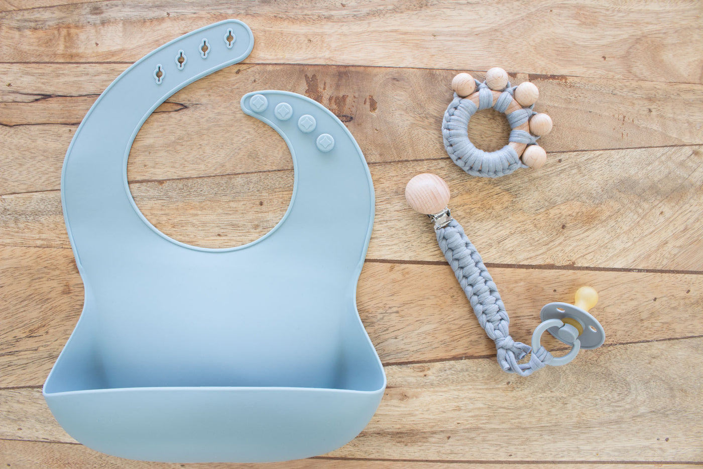 Silicone Foodie Bib - Soft Blue