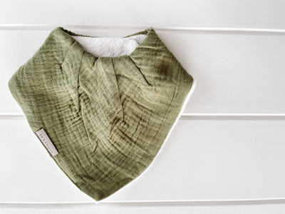 Bandana Bib - Sage Muslin - Audrey & Me