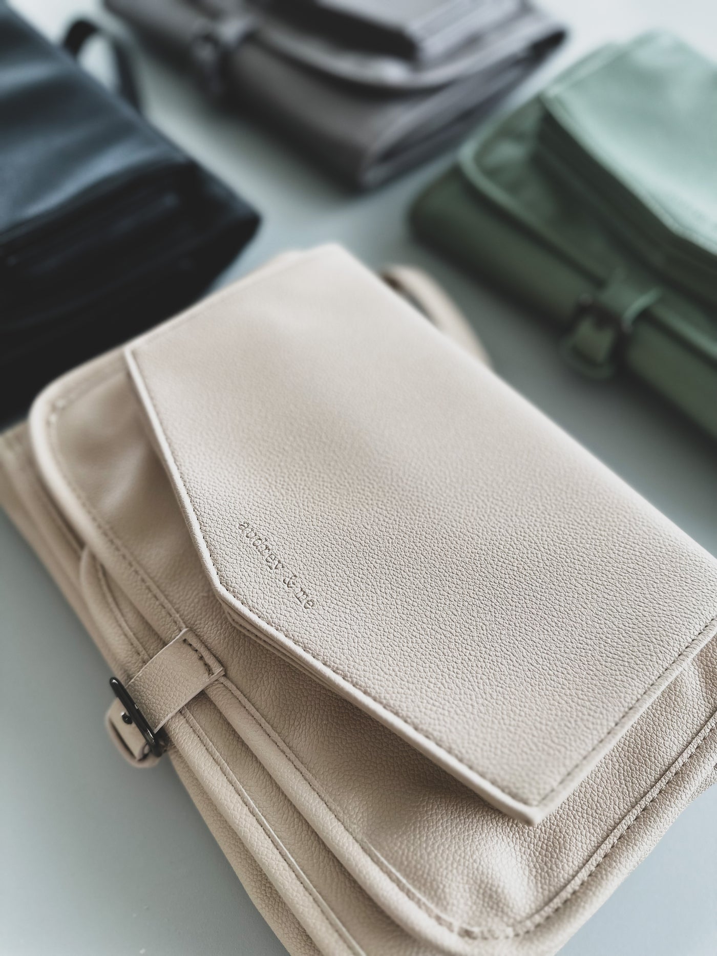 The Adapt Change Clutch - Nude - Audrey & Me