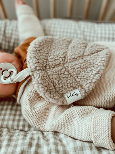 Dummy Keeper - Sherpa Leaf - Audrey & Me