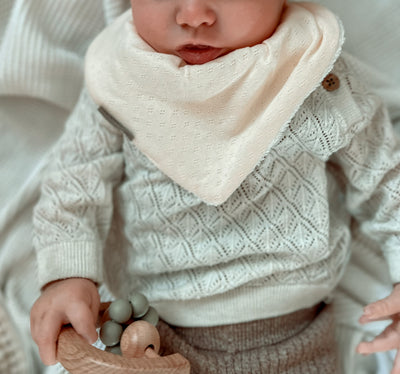 Bandana Bib - Pointelle Cream - Audrey & Me