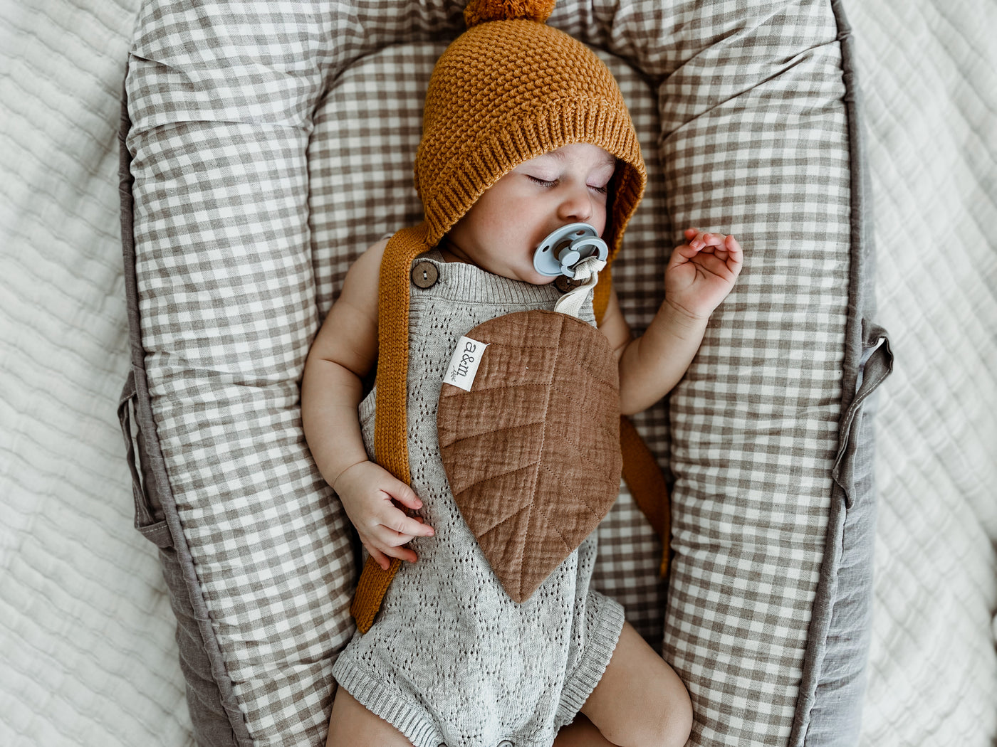 Dummy Keeper - Organic Leaf - Audrey & Me