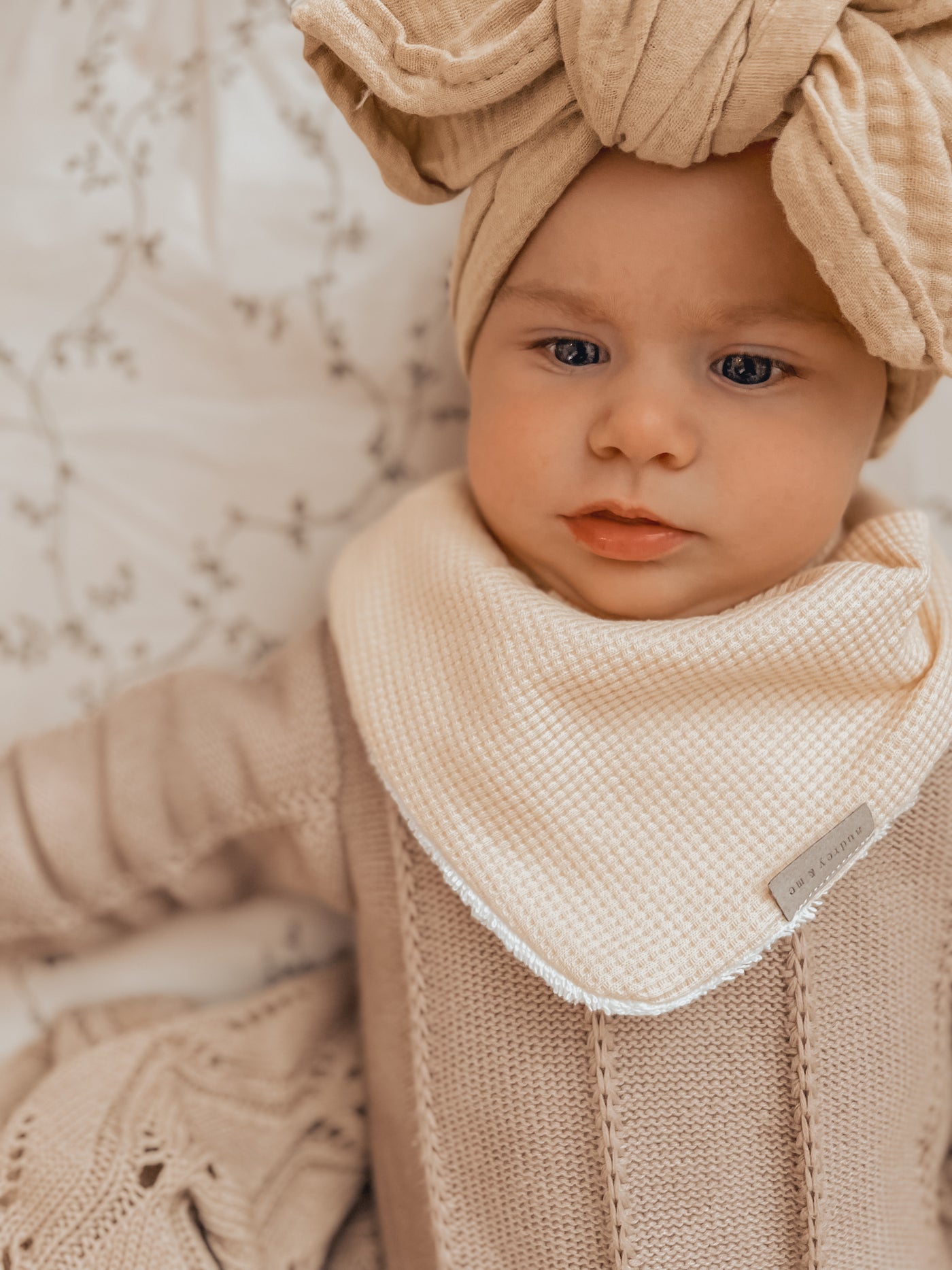 Bandana Bib - Cream Waffle - Audrey & Me